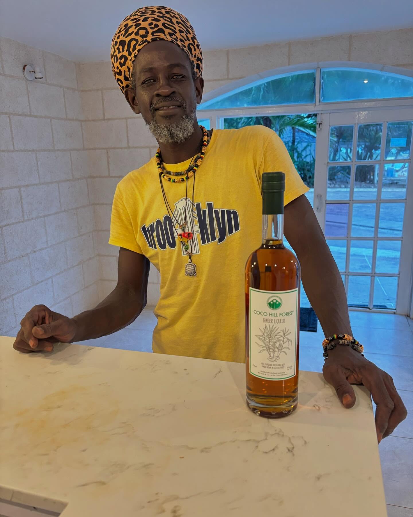 coco hill rum hiking2